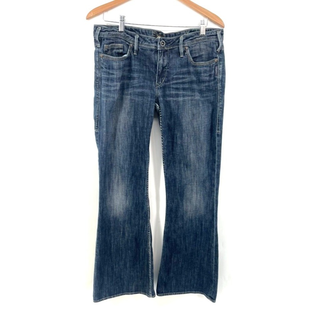 Silver Jeans Women FITS *Size 34x32 Isabel Flare Leg Whiskered Dark Wash Denim